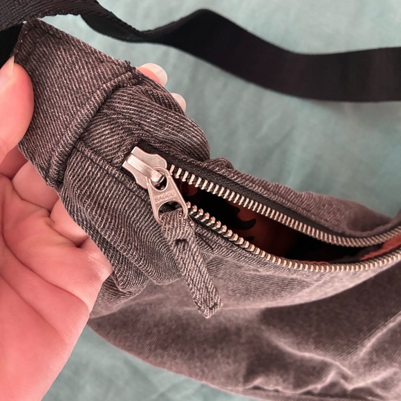 Deadstock denim crescent - Picture 2 of 4